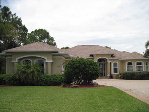 Rental 1933 Main Image