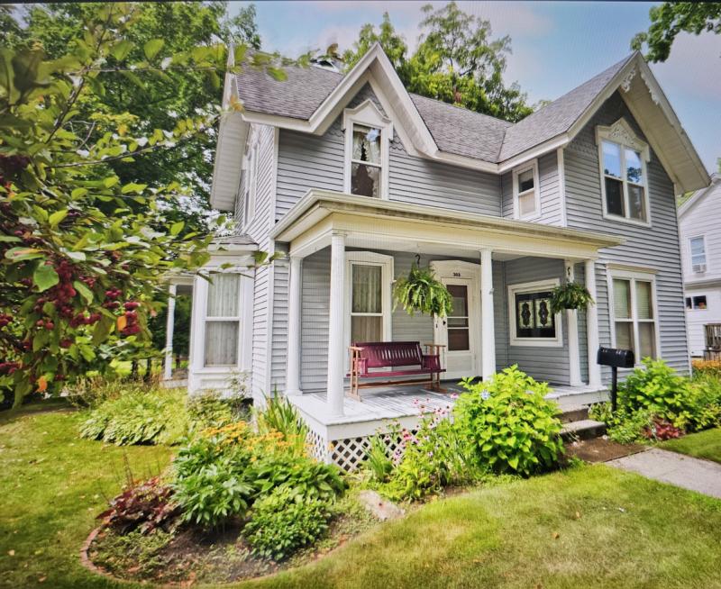 Rental 203033 Main Image