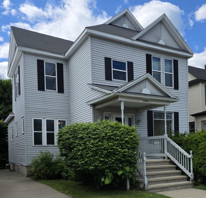 Rental 203947 Main Image