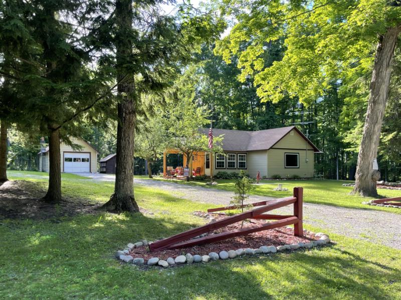 Rental 204072 Main Image